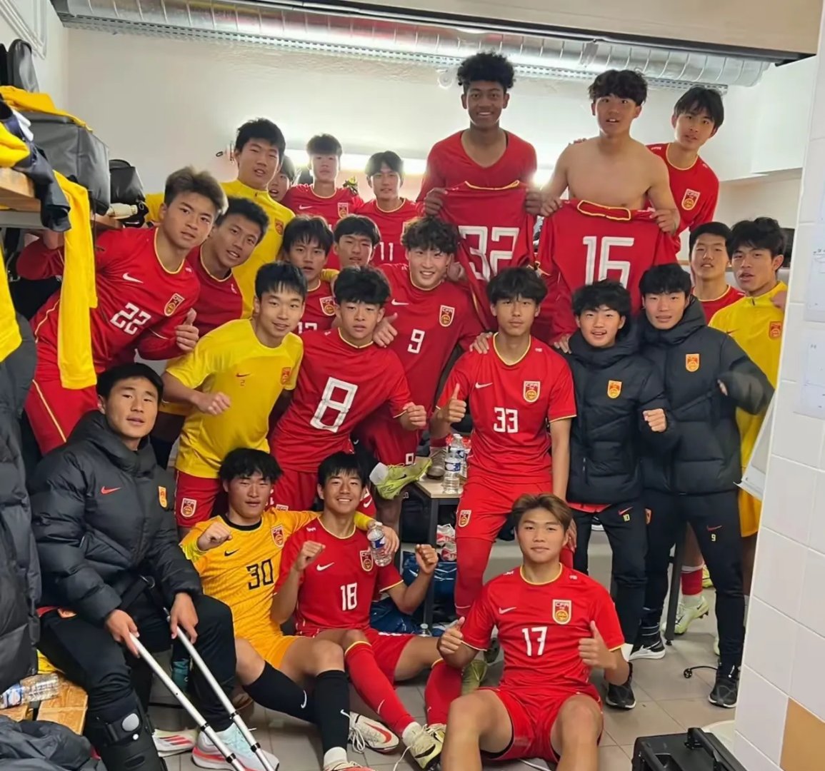 包含瑞士队观众热烈欢呼！，蒂姆迎来三赛季出色发挥赛场气氛高涨的词条-九游云游戏网页版